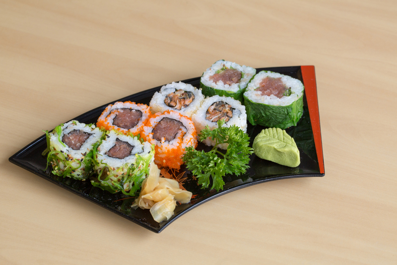 Makizushis podem ser comprados por unidade e custa a partir de R$ 1,90, no Uo Katsu uokatsu_03
