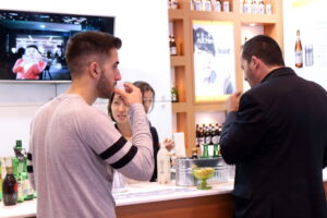 HiteJinro - A HiteJinro apresentou sua linha de bebidas HiteJinro - A HiteJinro apresentou sua linha de bebidas