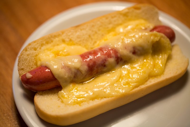 O cachorro quente com salsicha Huber hamburgueria nacional 10