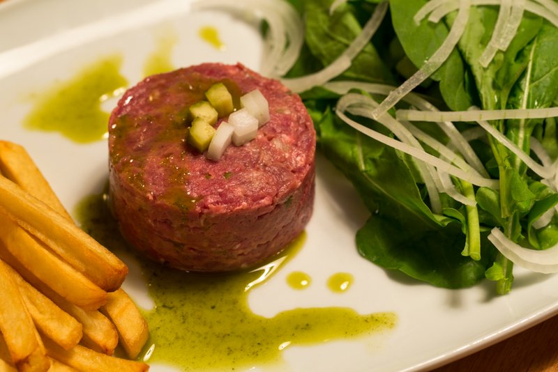 Tartar de filet mignon, sugestão para a primavera-verão hamburgueria nacional 11