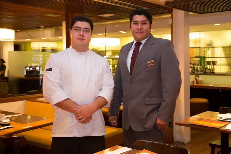 Chef Anderson Flávio Inoue e o maître Daniel Carlos hamburgueria nacional 14