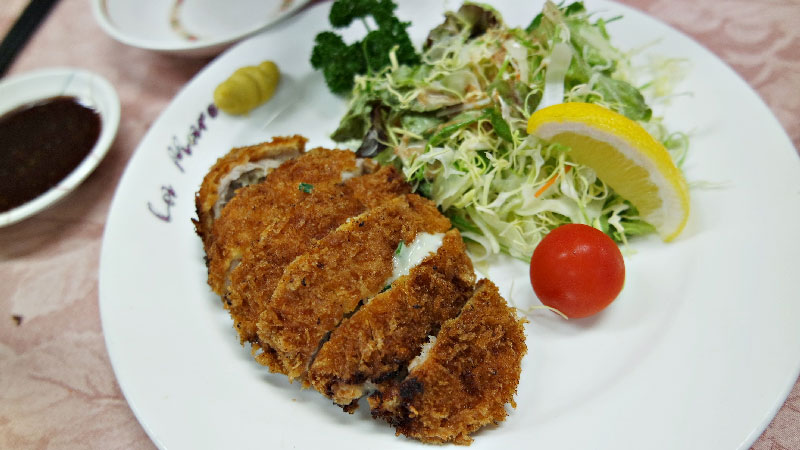 O impressionante Tonkatsu Guioza, crocante e suculento 3guioza_utsunomiya
