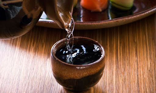 Noite do Sake, com Alexandre Iida, em Curitiba noitedosake_img