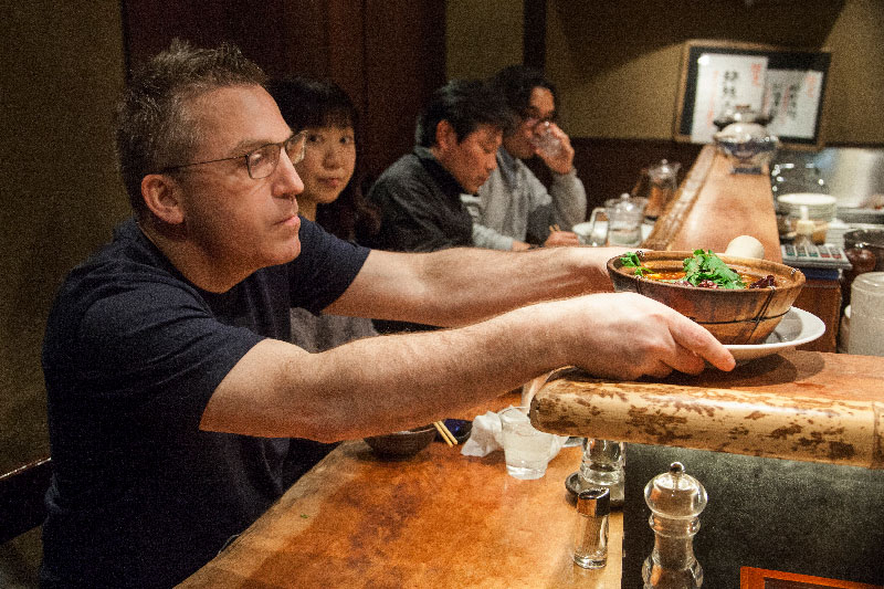 Ivan Orkin especializou-se em lámen no Japão chefstable_ivan_jp_img