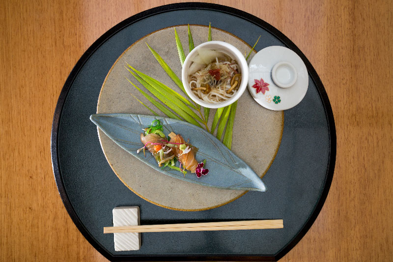 Para marcar o menu de verão, hiyasomen e sashimi de garoupa ryo_somen