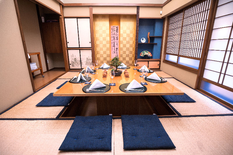 Sala reservada no segundo andar com estilo tradicional japonês ryo_washitsu