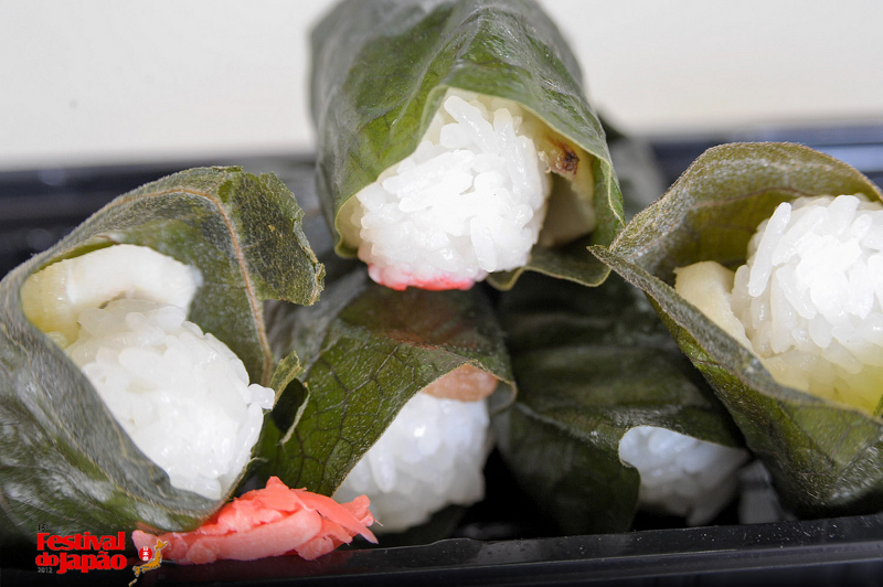 kaki no hazushi